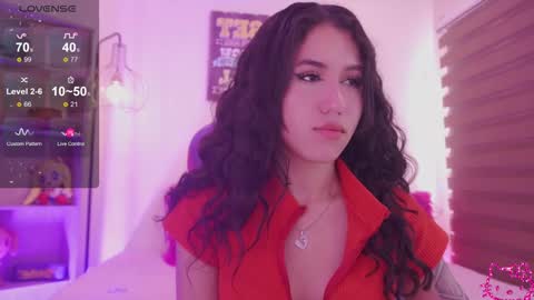 Snapshot of chloe_moonss chatting on February 20, 2026, 7:36 pm Chloe online show from February 20, 2026, 7:36 pm