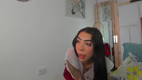 Snapshot of chloe_rhoades chatting on July 14, 2026, 2:05 am Chloe Rhoades online show from July 14, 2026, 2:05 am
