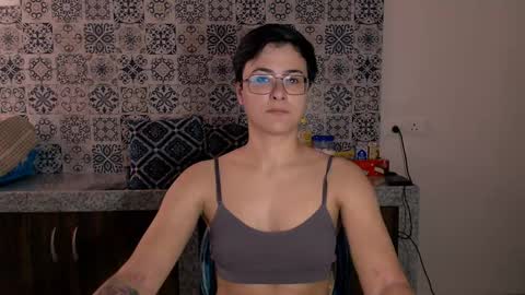 Eva and Sandra online show from February 10, 2025, 9:47 am