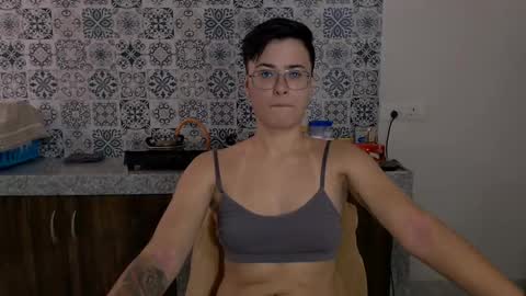 Eva and Sandra online show from February 27, 2025, 8:06 am