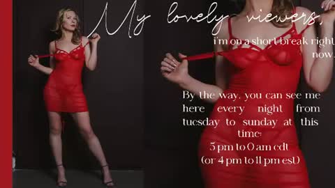 Julia online show from August 5, 2026, 10:44 pm