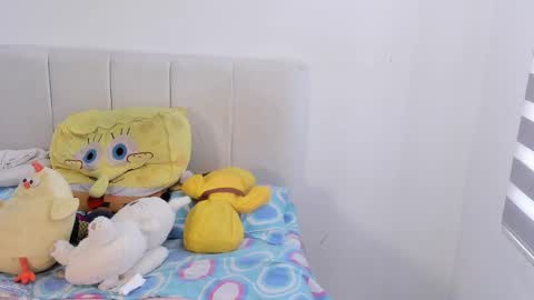 Chloe online show from November 19, 2025, 8:53 pm