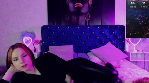 Chloe Fulton online show from December 9, 2024, 10:52 pm