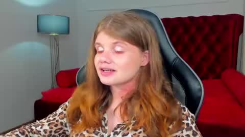 ChloeHalses online show from July 2, 2026, 5:41 pm