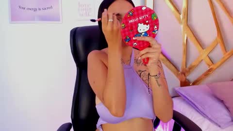  Chloe Harper  online show from December 3, 2025, 6:50 pm