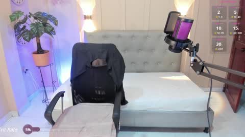 Chloe rosse online show from December 11, 2024, 1:58 am