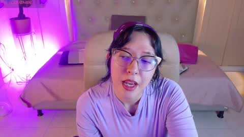 Chloe rosse online show from September 12, 2025, 1:28 am