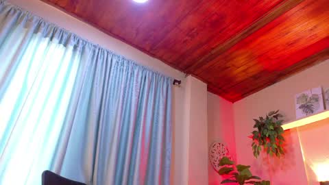 Chloe rosse online show from April 25, 2026, 7:11 pm