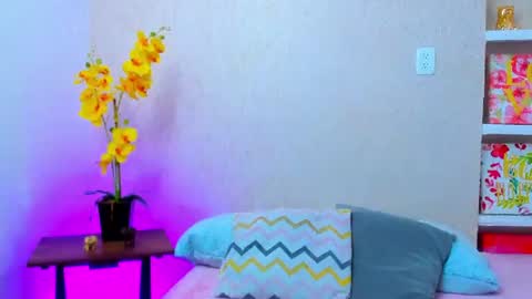 Snapshot of chloesmith9 chatting on July 16, 2026, 7:20 pm Chloe online show from July 16, 2026, 7:20 pm