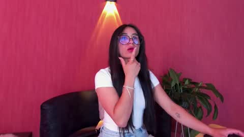 ChloeTurner  online show from February 14, 2026, 8:27 pm