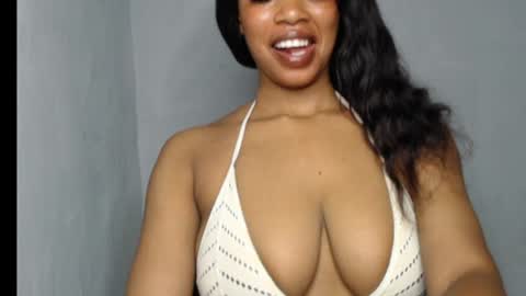 ESTHER online show from March 31, 2026, 7:36 pm