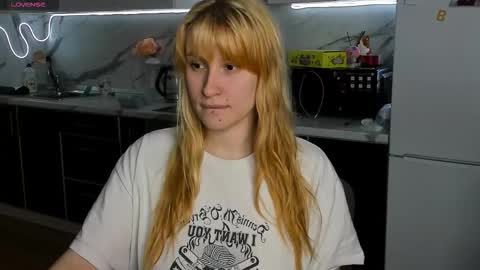 choco_meowx online show from February 9, 2026, 12:03 am