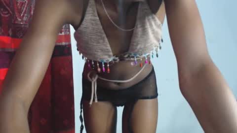 Snapshot of choco_petitqueen chatting on December 27, 2024, 2:01 pm choco_petitqueen online show from December 27, 2024, 2:01 pm