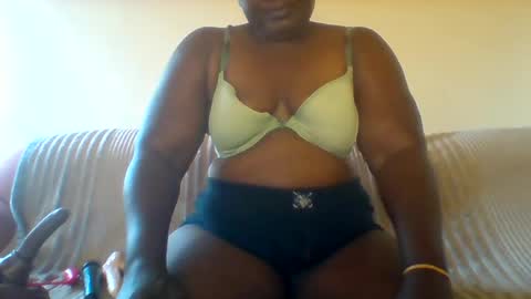 chocobabe002 online show from July 7, 2026, 9:57 am