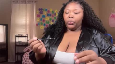 Snapshot of chocolatebunnyxx69 chatting on July 18, 2026, 9:29 pm Melina online show from July 18, 2026, 9:29 pm