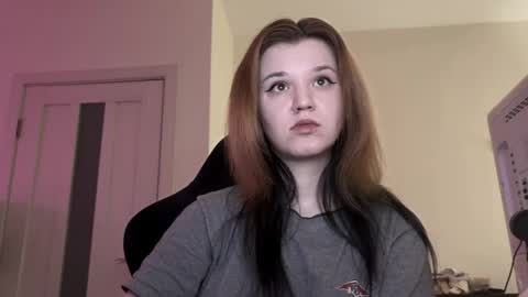 Lissa online show from April 8, 2026, 4:23 am