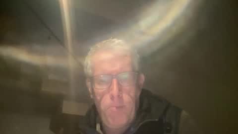 Snapshot of choupipat1 chatting on November 9, 2025, 6:33 am choupipat1 online show from November 9, 2025, 6:33 am