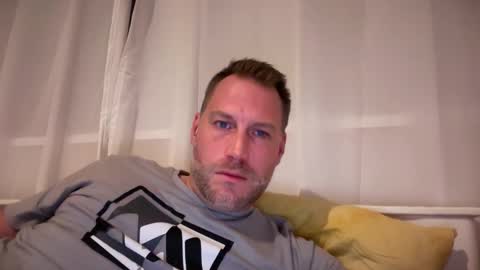 Snapshot of chris2024x chatting on September 18, 2025, 9:17 pm Christian online show from September 18, 2025, 9:17 pm