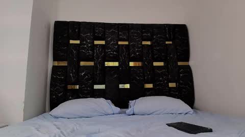 Snapshot of chris_blake__ chatting on October 21, 2025, 6:52 pm Chris B online show from October 21, 2025, 6:52 pm