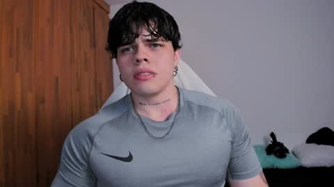 Snapshot of chris_cooperr chatting on February 8, 2025, 2:47 am Chris Cooper Independent model online show from February 8, 2025, 2:47 am