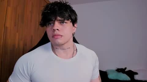 Snapshot of chris_cooperr chatting on February 11, 2025, 3:40 am Chris Cooper Independent model online show from February 11, 2025, 3:40 am