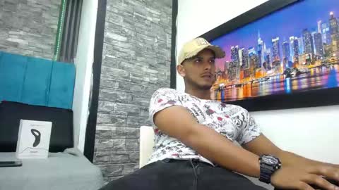 chris_dick2 online show from February 4, 2026, 5:57 am