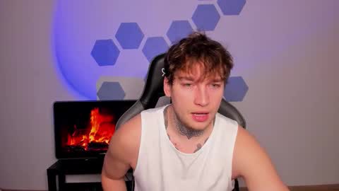 Chris Tyson online show from November 19, 2025, 9:09 am