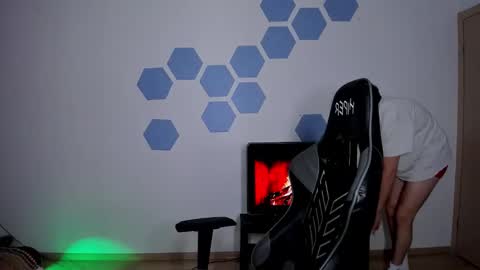 Chris Tyson online show from November 22, 2025, 7:35 pm