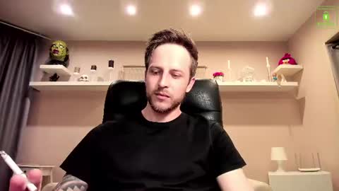 Chris online show from June 10, 2026, 11:35 pm