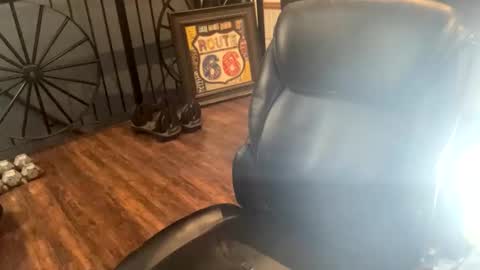 Snapshot of chrisfroom chatting on November 23, 2025, 10:48 am chrisfroom online show from November 23, 2025, 10:48 am