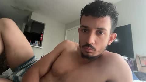 chrislover2125 online show from April 24, 2026, 3:25 pm