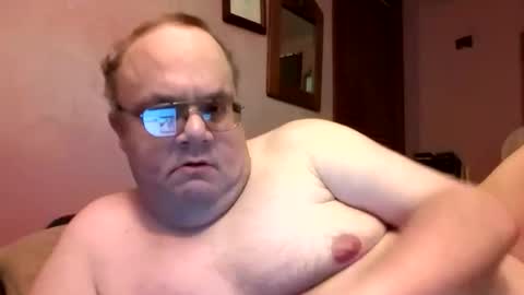 Snapshot of chrismini312 chatting on May 27, 2026, 8:17 pm Chris The Jerk Off King online show from May 27, 2026, 8:17 pm