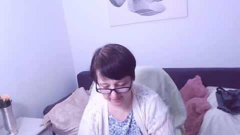 Christa online show from February 9, 2026, 1:09 am