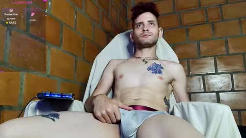 Snapshot of christb01 chatting on November 11, 2025, 6:13 am ChristB online show from November 11, 2025, 6:13 am