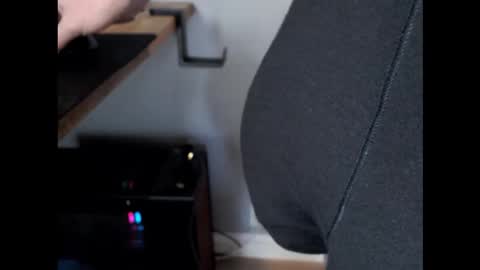 Snapshot of christianmdk chatting on November 1, 2025, 8:38 am Chris online show from November 1, 2025, 8:38 am