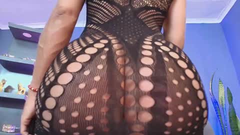 Snapshot of christiekroes chatting on March 6, 2026, 2:02 pm Christiekroes online show from March 6, 2026, 2:02 pm