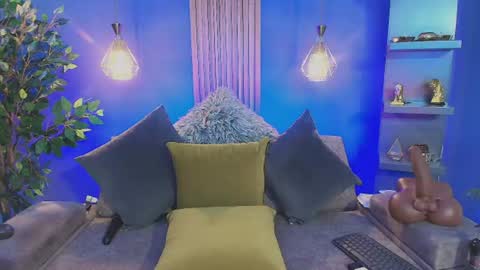 Snapshot of christiekroes chatting on June 22, 2026, 1:41 pm Christiekroes online show from June 22, 2026, 1:41 pm