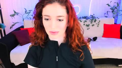 christinaconteeree online show from May 31, 2026, 6:09 pm