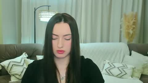 Christina Florence online show from June 16, 2026, 4:37 am