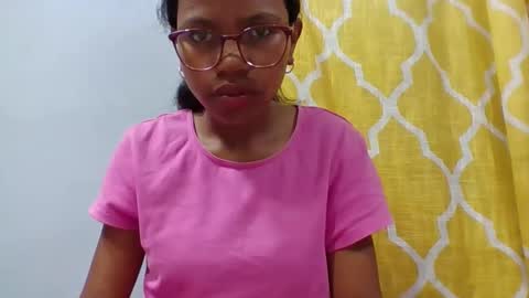 christinah262488 online show from March 15, 2026, 2:39 am
