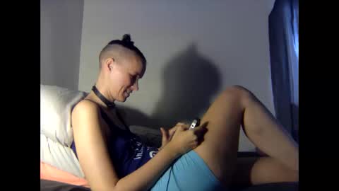 Snapshot of christinasaunters chatting on October 13, 2025, 4:07 pm Christina Saunters online show from October 13, 2025, 4:07 pm