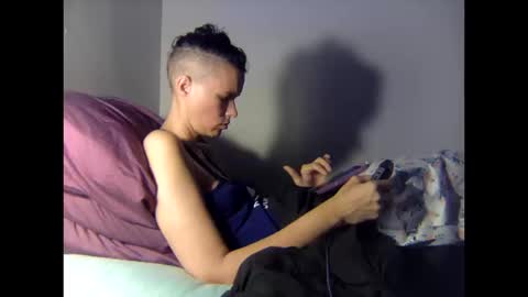 Snapshot of christinasaunters chatting on October 14, 2025, 10:16 am Christina Saunters online show from October 14, 2025, 10:16 am