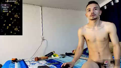 Snapshot of christopher__vans chatting on June 22, 2026, 10:56 am CHRISTOPHER online show from June 22, 2026, 10:56 am