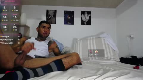 Snapshot of christopher_kenned chatting on December 15, 2024, 6:40 am Crisopher online show from December 15, 2024, 6:40 am