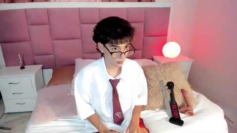 Chris online show from June 26, 2026, 7:29 pm