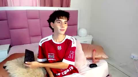 Chris online show from July 8, 2026, 7:40 pm