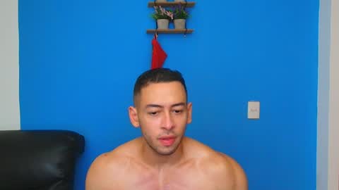 Christopher online show from January 1, 2025, 9:52 pm