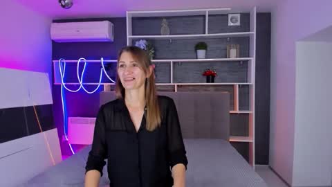 ChristyBrooks online show from October 10, 2025, 7:02 pm