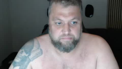 Snapshot of chrizz80 chatting on June 15, 2026, 10:12 pm Chrizz online show from June 15, 2026, 10:12 pm