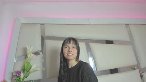 instagram chrystaljade.1 online show from December 19, 2024, 1:40 pm